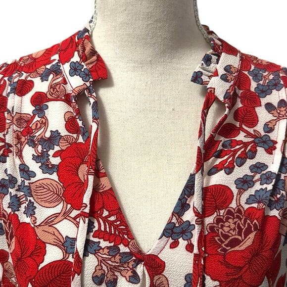 Caslon Red Floral Boho Blouse Size M Long Sleeve Split Neck Peasant Top Artsy - Picture 4 of 9